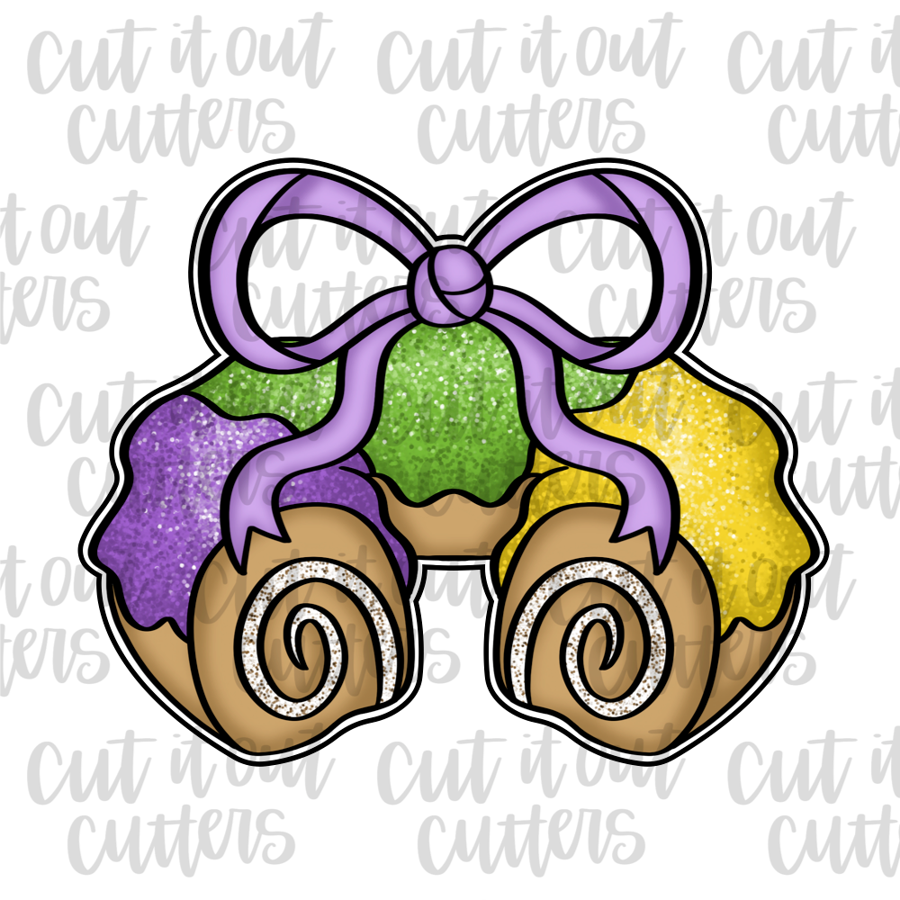 Cinnamon Swirl King Cake with Bow Cookie Cutter